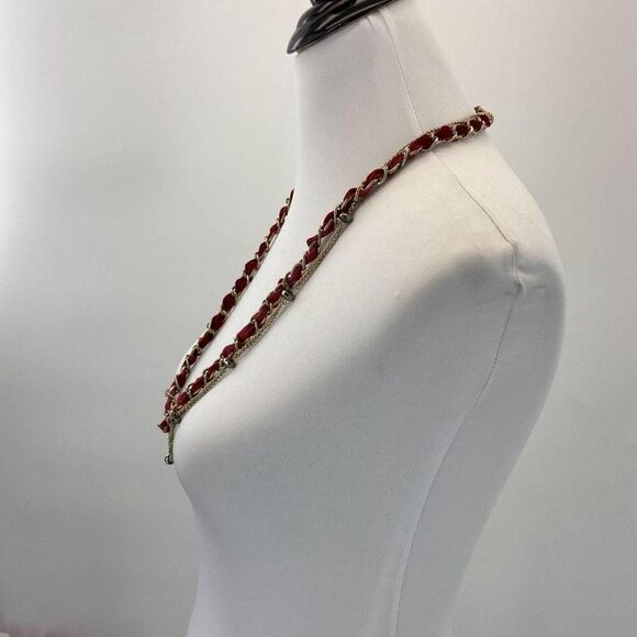 Ballet Statement Necklace - Picture 4 of 5